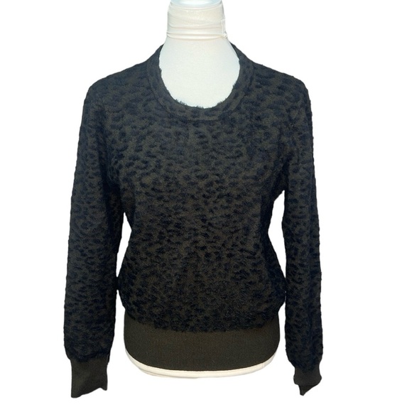 For The Republic Animal Print Sweater - Picture 1 of 4